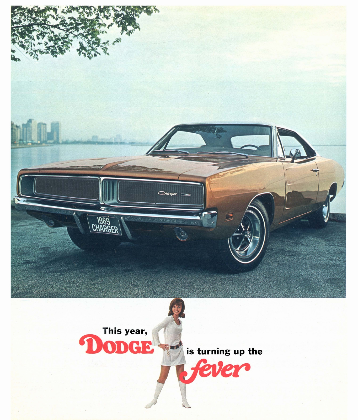 n_1969 Dodge Full Line Auto Show Insert-01.jpg